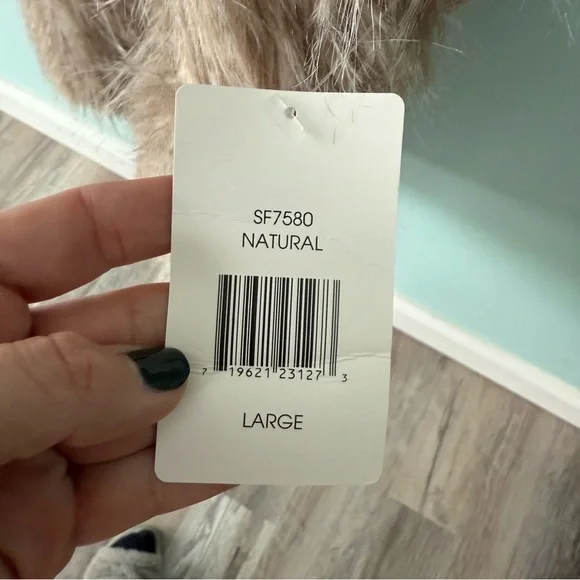 Sebby Collection Women Size L Faux Fur Vest/Beige/Natural Color - Picture 6 of 9